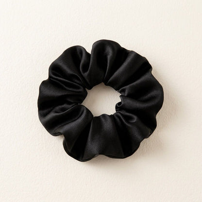 Velours Chignon – Le chignon qui tient, sans casser vos cheveux.